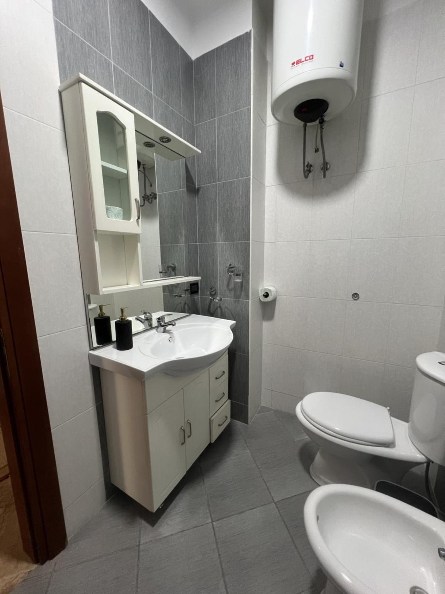 Elly Apartment Драч Екстериор снимка