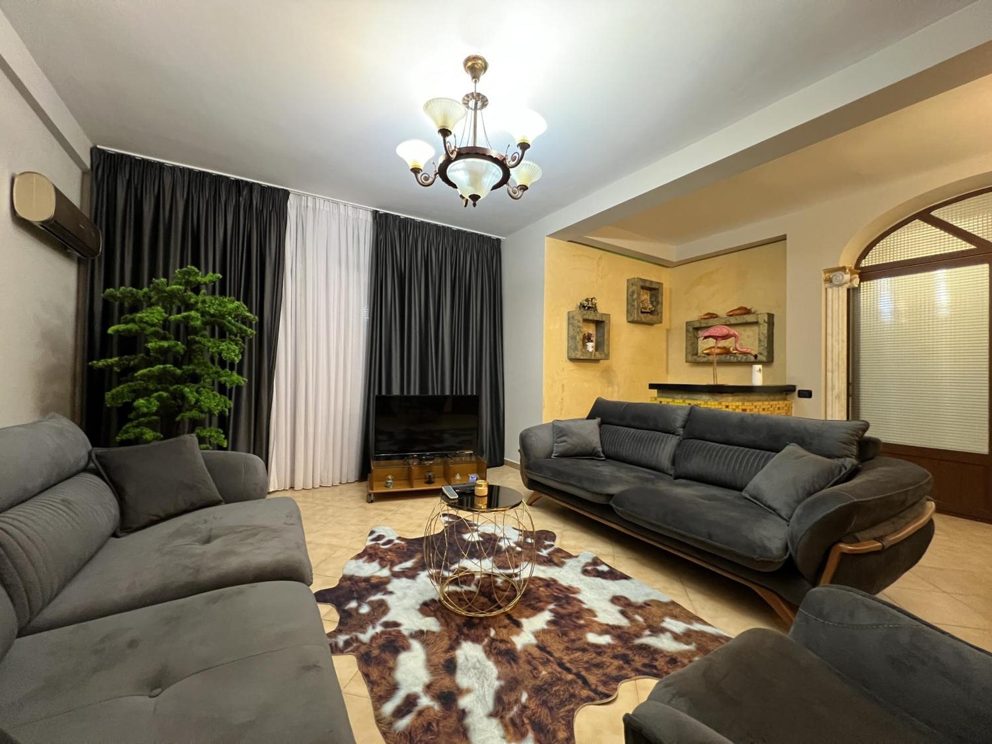 Elly Apartment Драч Екстериор снимка