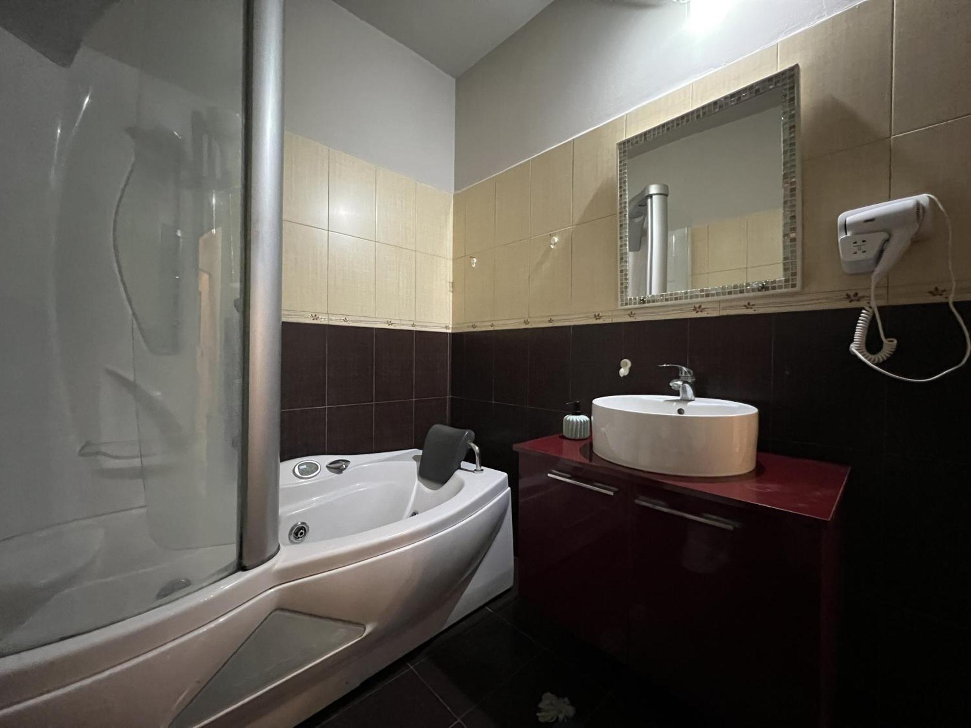 Elly Apartment Драч Екстериор снимка